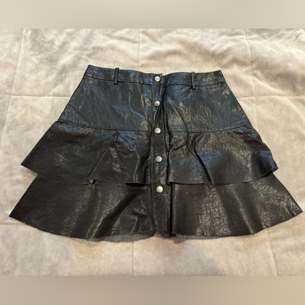 Zara Leather Ruffle Mini Skirt— No tags but never worn!